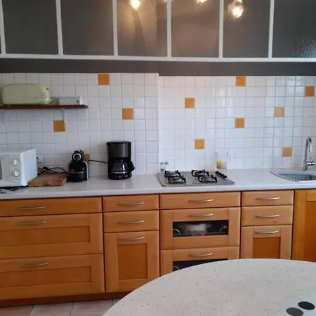 Appartement Groomi Le Lumineux - 2 Chambres Et Climatisé *